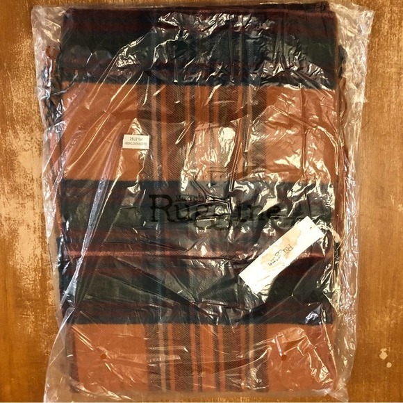 Ruggine Bohemian Soft Plaid Ruana Fringe Accent Poncho NWT Amberglow - Picture 11 of 14